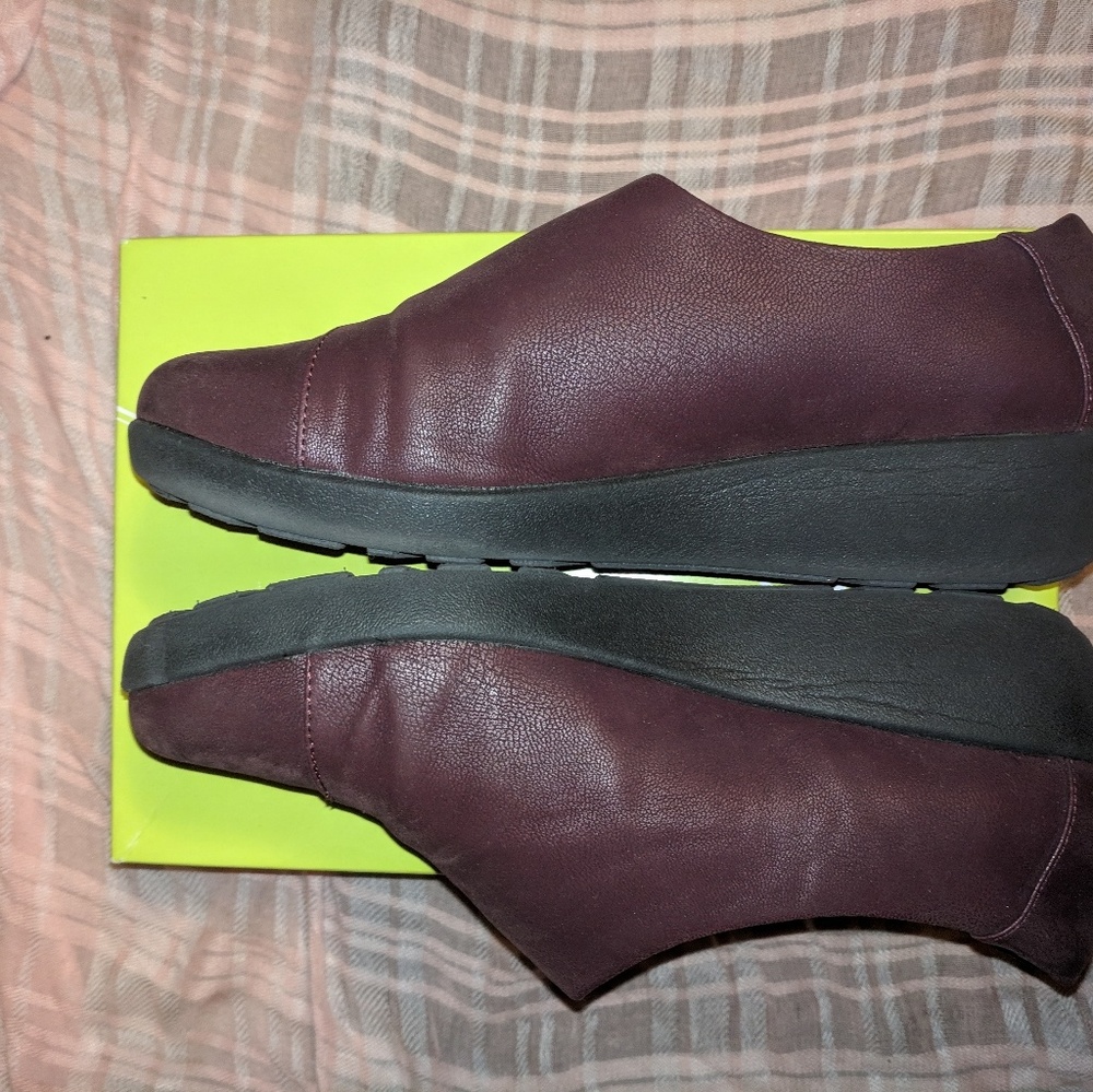 Easy Spirit Shoes